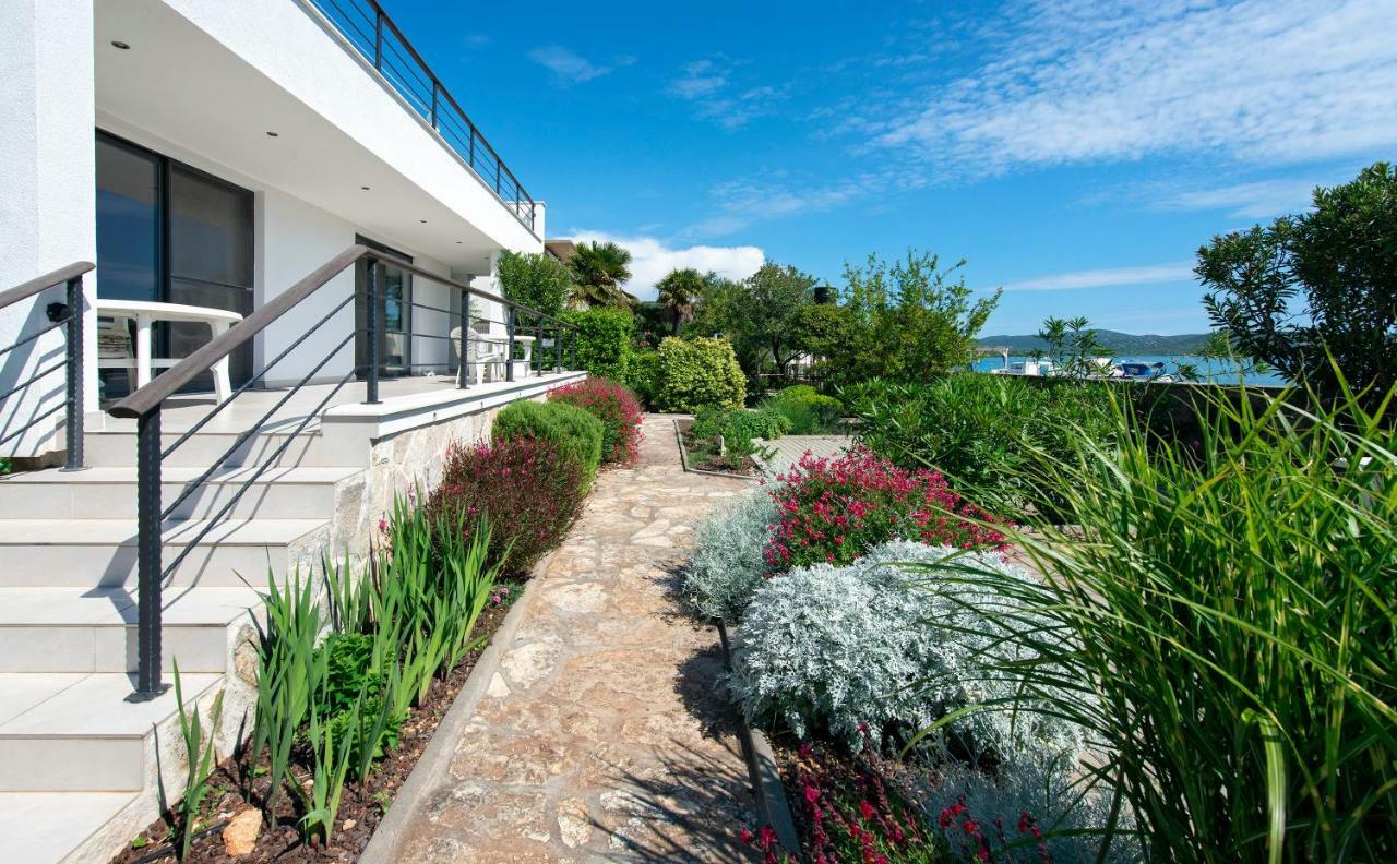 Midavkl Apartment Pirovac Exterior photo